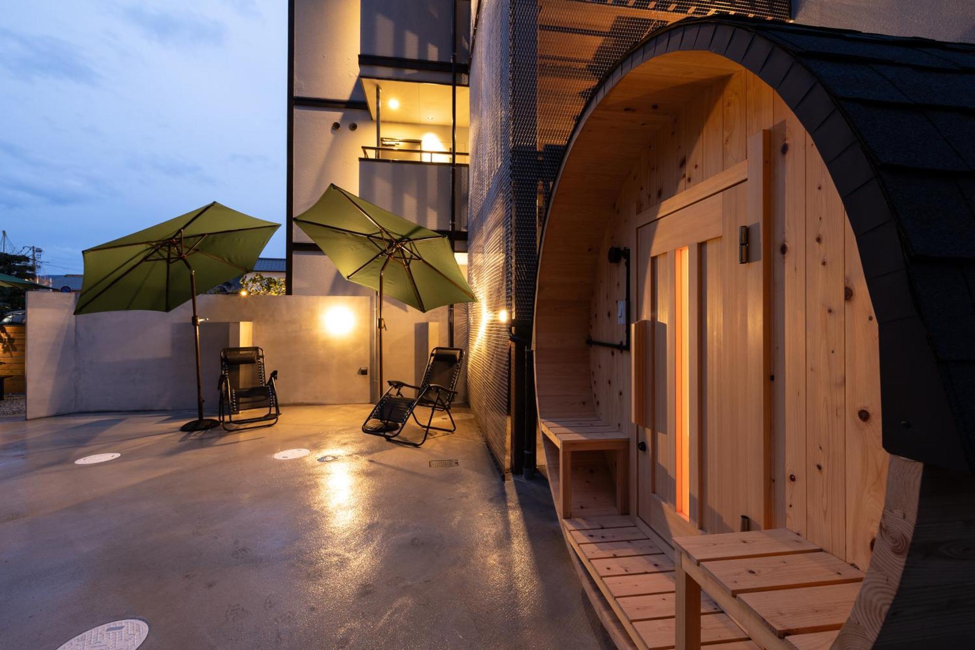 城崎温泉 Hostel Waraku Тоёока Экстерьер фото