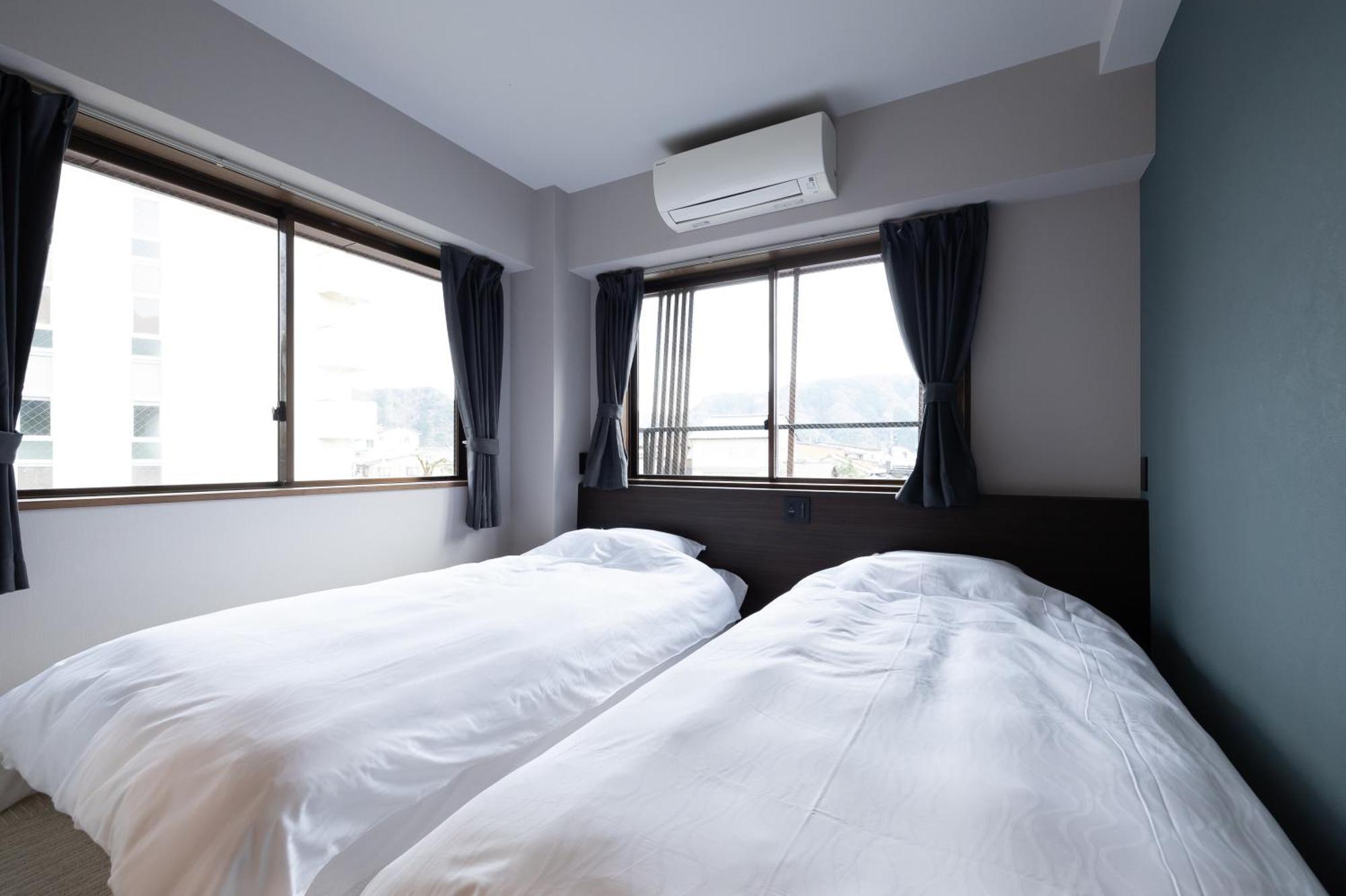 城崎温泉 Hostel Waraku Тоёока Экстерьер фото